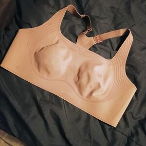 Seamless Tan Sports Bra